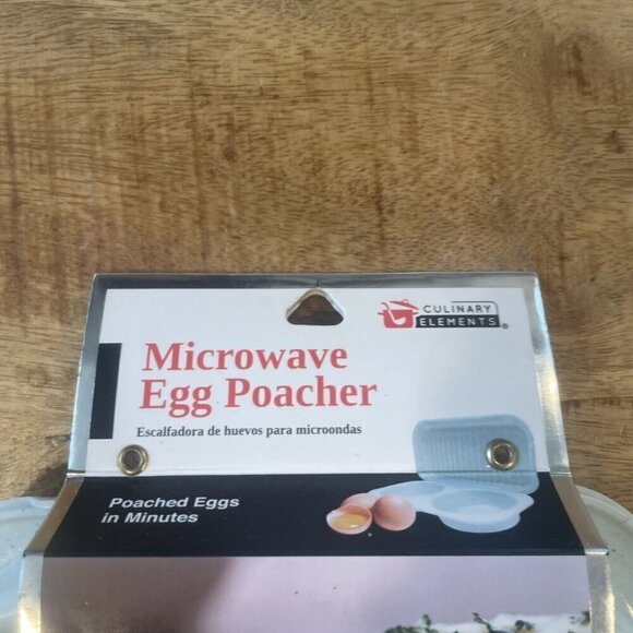 Culinary Elements Economy Kitchen Accessory Microwave Egg Poacher Plastic White - Picture 3 of 7